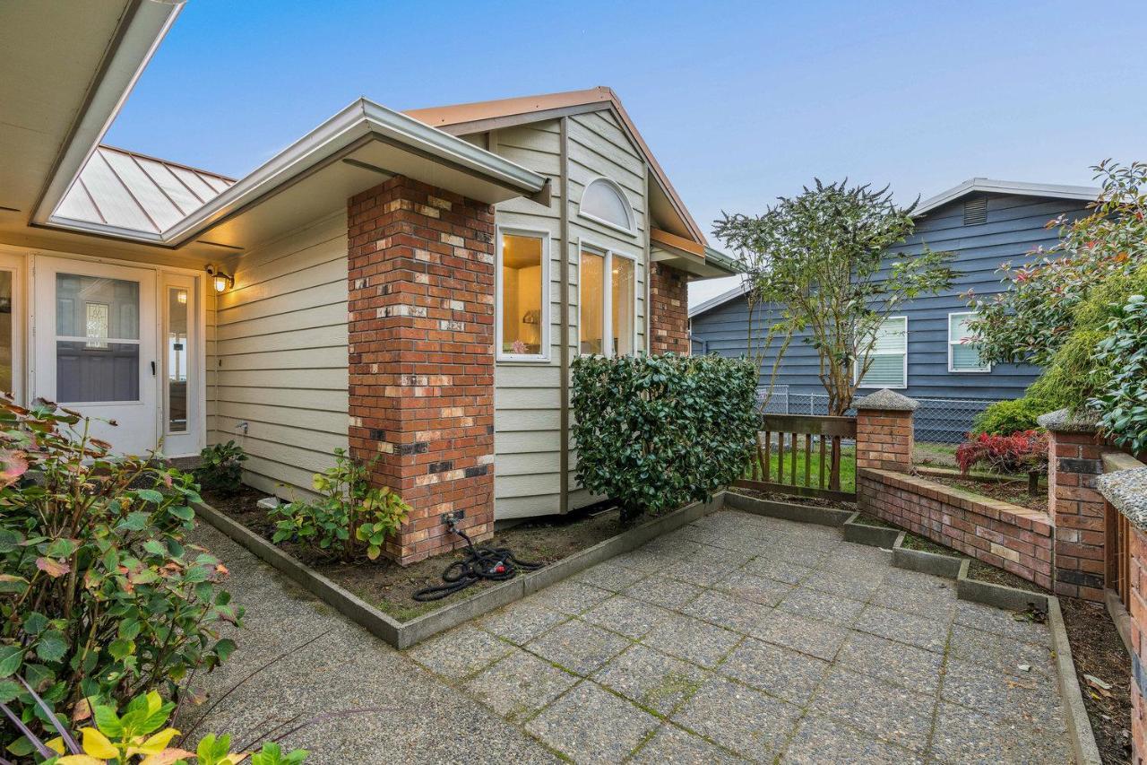 @ Marbella Lane - Wave House, Your Oceanfront Retreat! Oak Harbor Eksteriør bilde